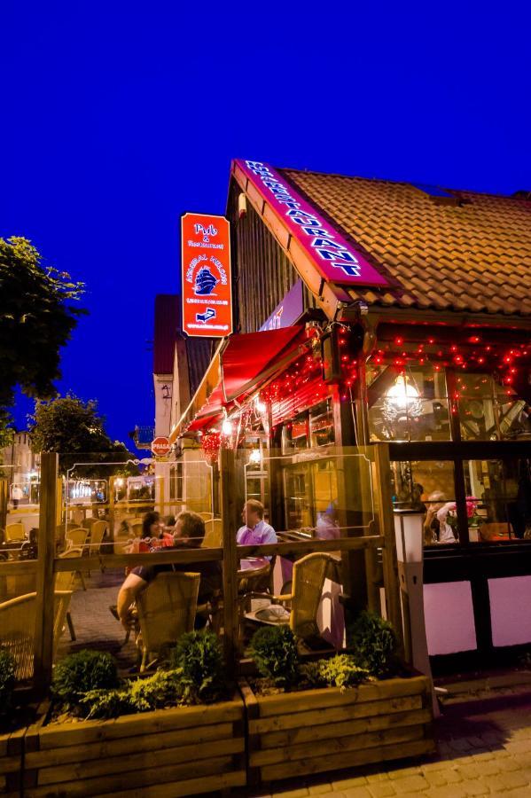Villa & Restaurant Admiral Nelson ヘル エクステリア 写真