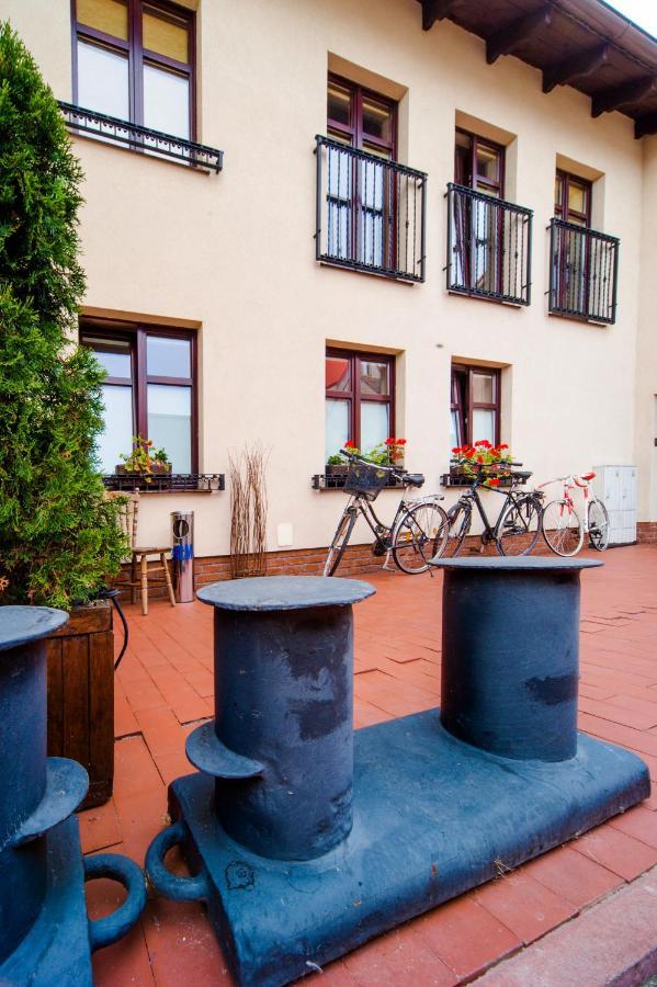 Villa & Restaurant Admiral Nelson ヘル エクステリア 写真