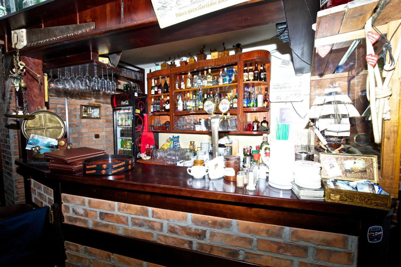 Villa & Restaurant Admiral Nelson ヘル エクステリア 写真