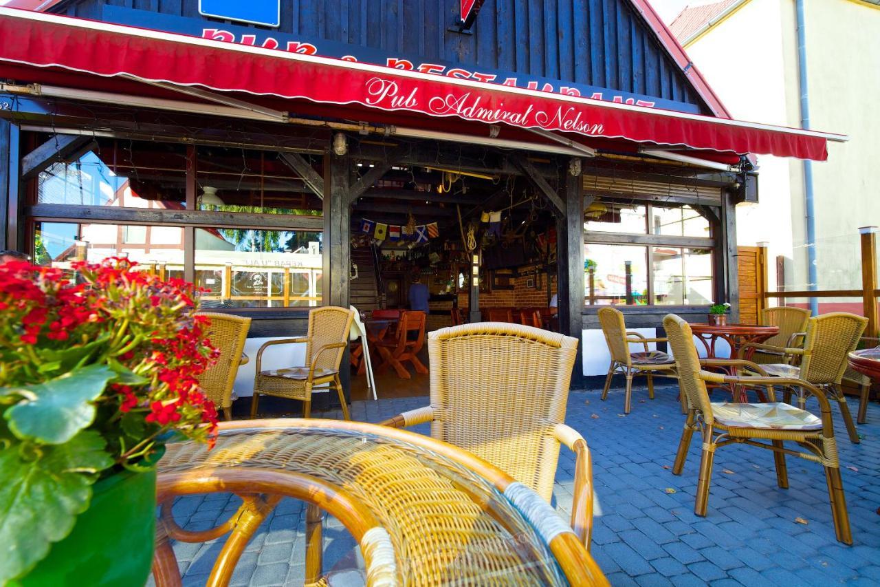 Villa & Restaurant Admiral Nelson ヘル エクステリア 写真